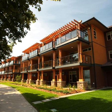 Watermark Beach Resort Osoyoos Exteriör bild