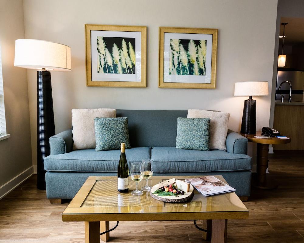 Watermark Beach Resort Osoyoos Exteriör bild