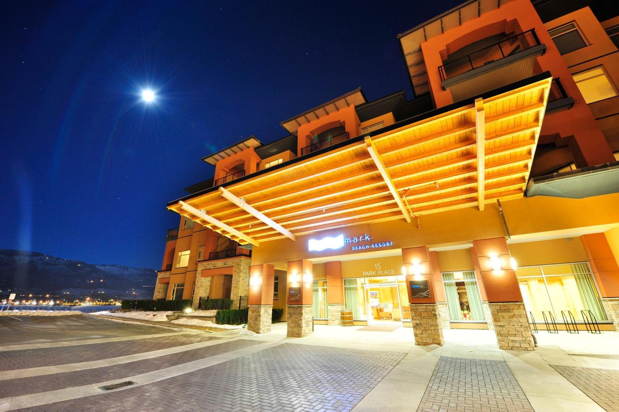 Watermark Beach Resort Osoyoos Exteriör bild