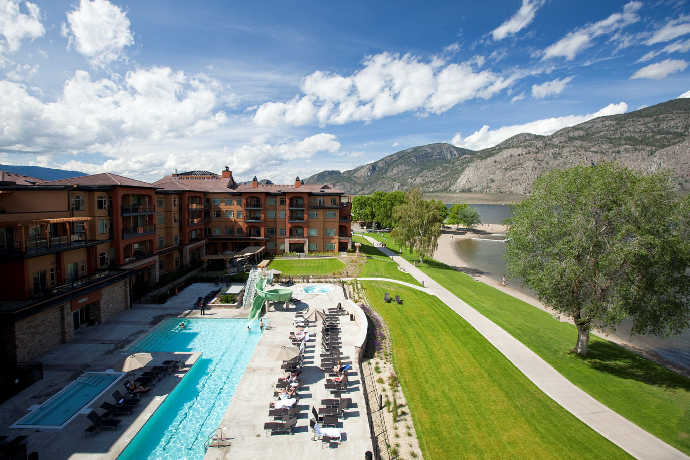 Watermark Beach Resort Osoyoos Exteriör bild